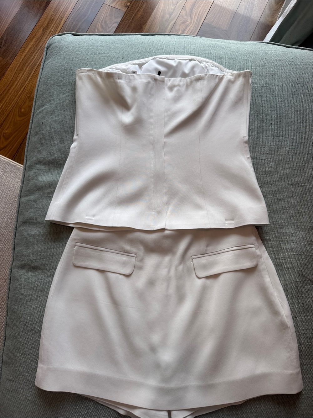 SOLID & STRIPED Cream Mini Skirt - Picture 4 of 4